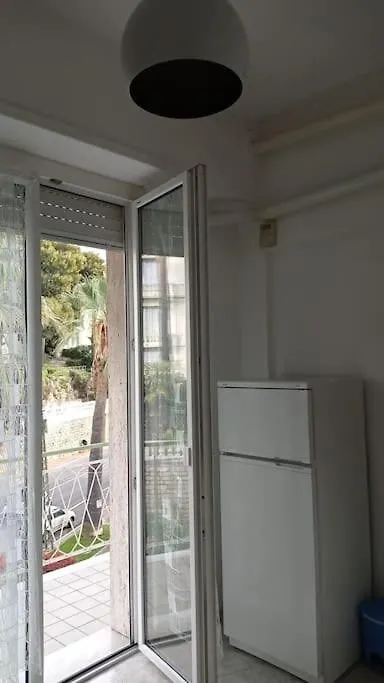 Appartamento Incantevole A Ospedaletti 0*,